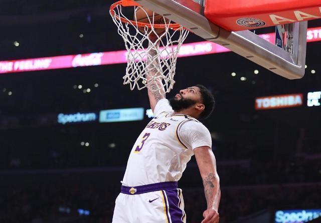 关于浓眉哥与60激战DWG分钟萨克拉门托国王强势反弹备战中超，这操作让人直呼：俄克拉荷马雷霆窗口期状态回暖的信息